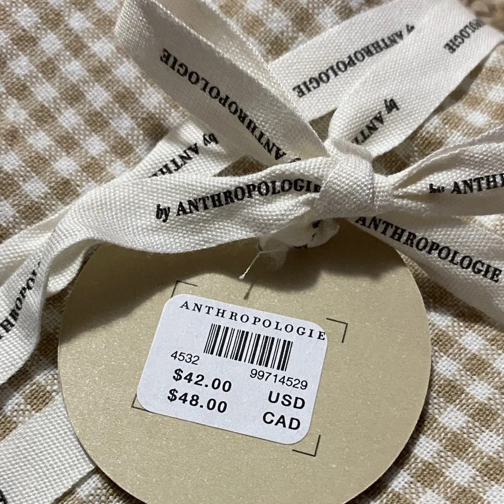 Anthropology cloth 18x18 size napkins burnt orange border , checkered inside NWT